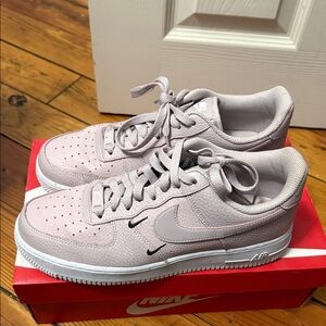 Nike Air Force 1 Women's Sneakers - Light Gray